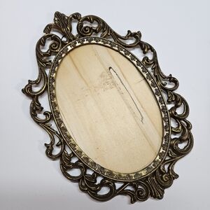 VINTAGE Action Made in Italy Brass Ornate Baroque Victorian Oval Picture Frame